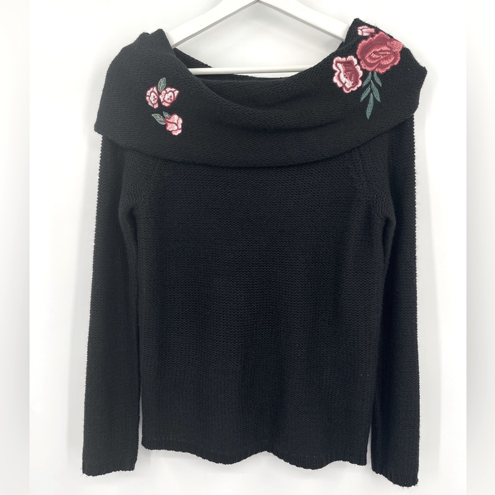 CLOUD CHASER Knit Sweater Black Off The Shoulder Floral Embroidered Size Small
